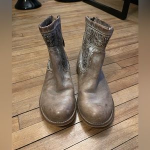 Corral booties size 7